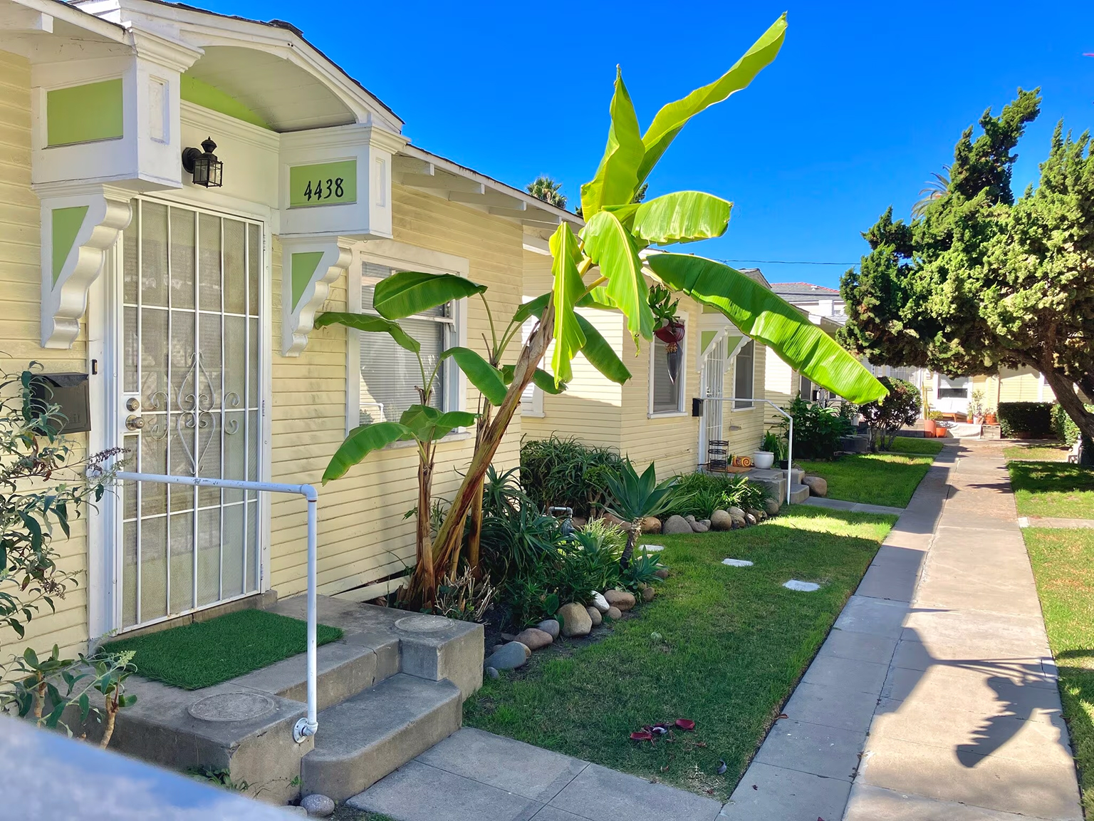 4438-Park-Blvd
